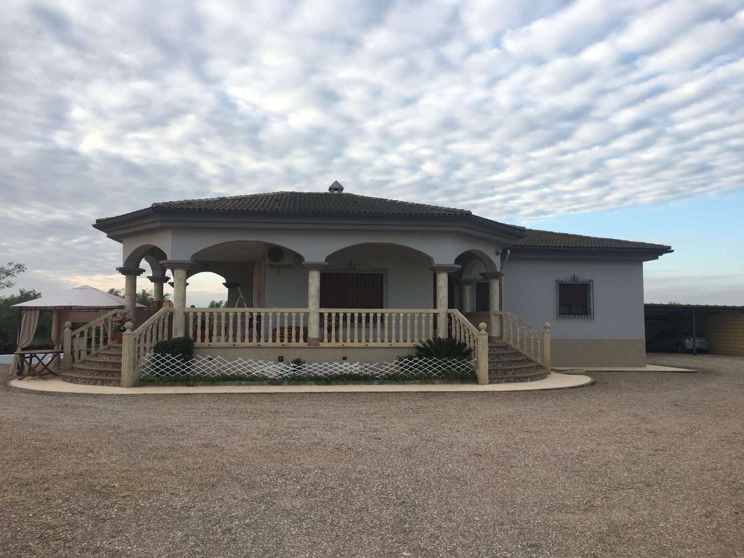 CASA DE CAMPO EN ANDÚJAR