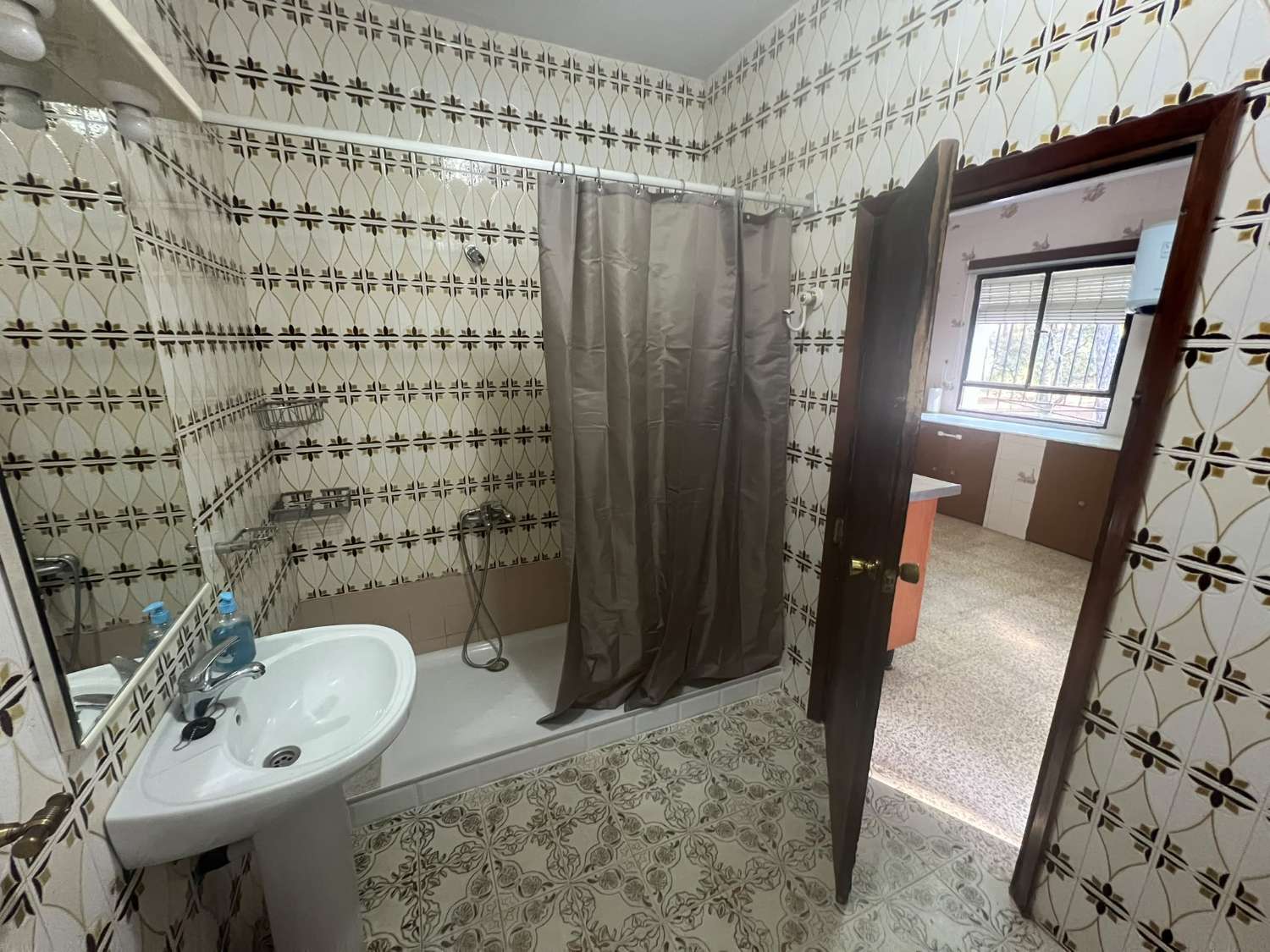 VIÑA EN VENTA ZONA ALCAPARROSA