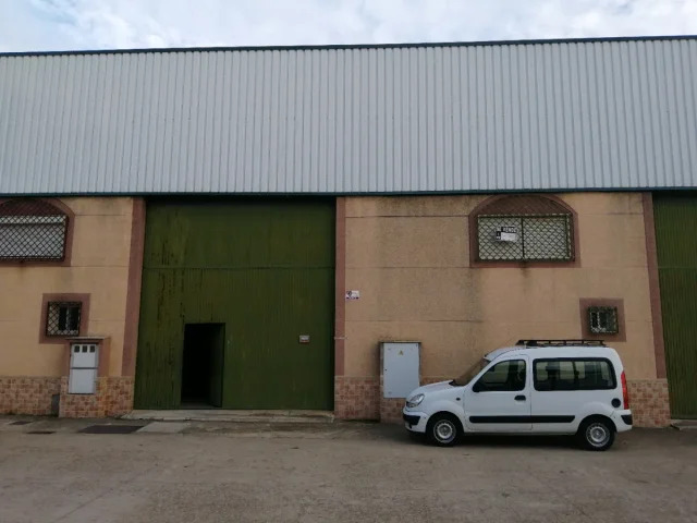 Industrial salgai in Marmolejo