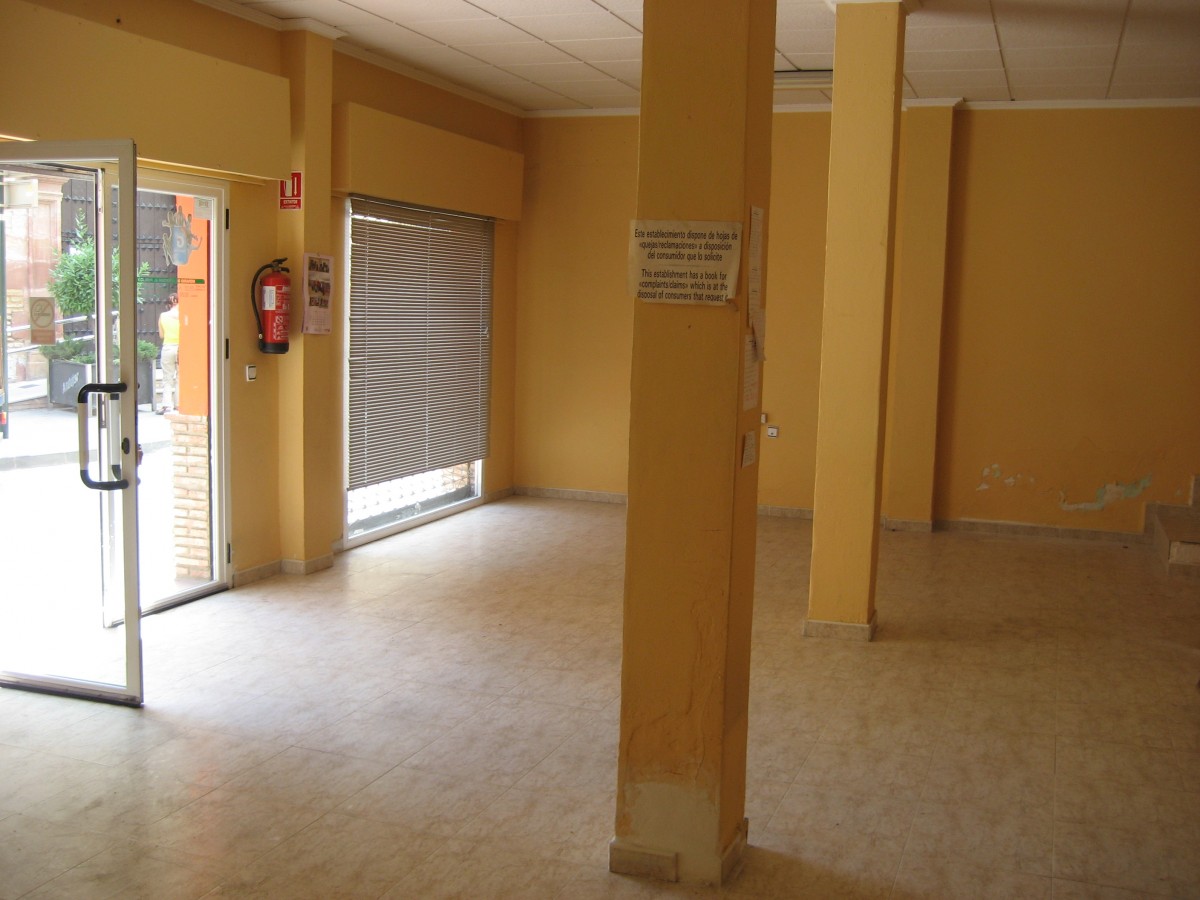 Business local for sale in Andújar