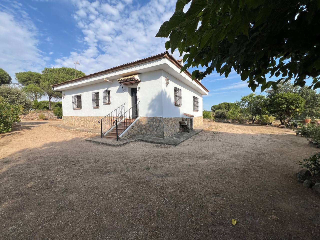 Country Property for sale in Andújar
