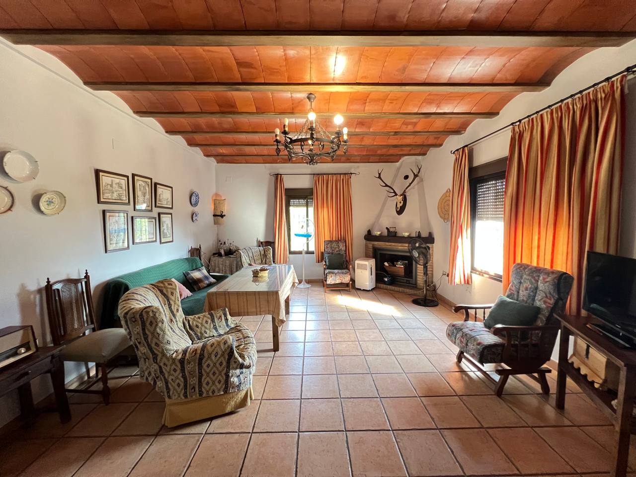 Country Property for sale in Andújar