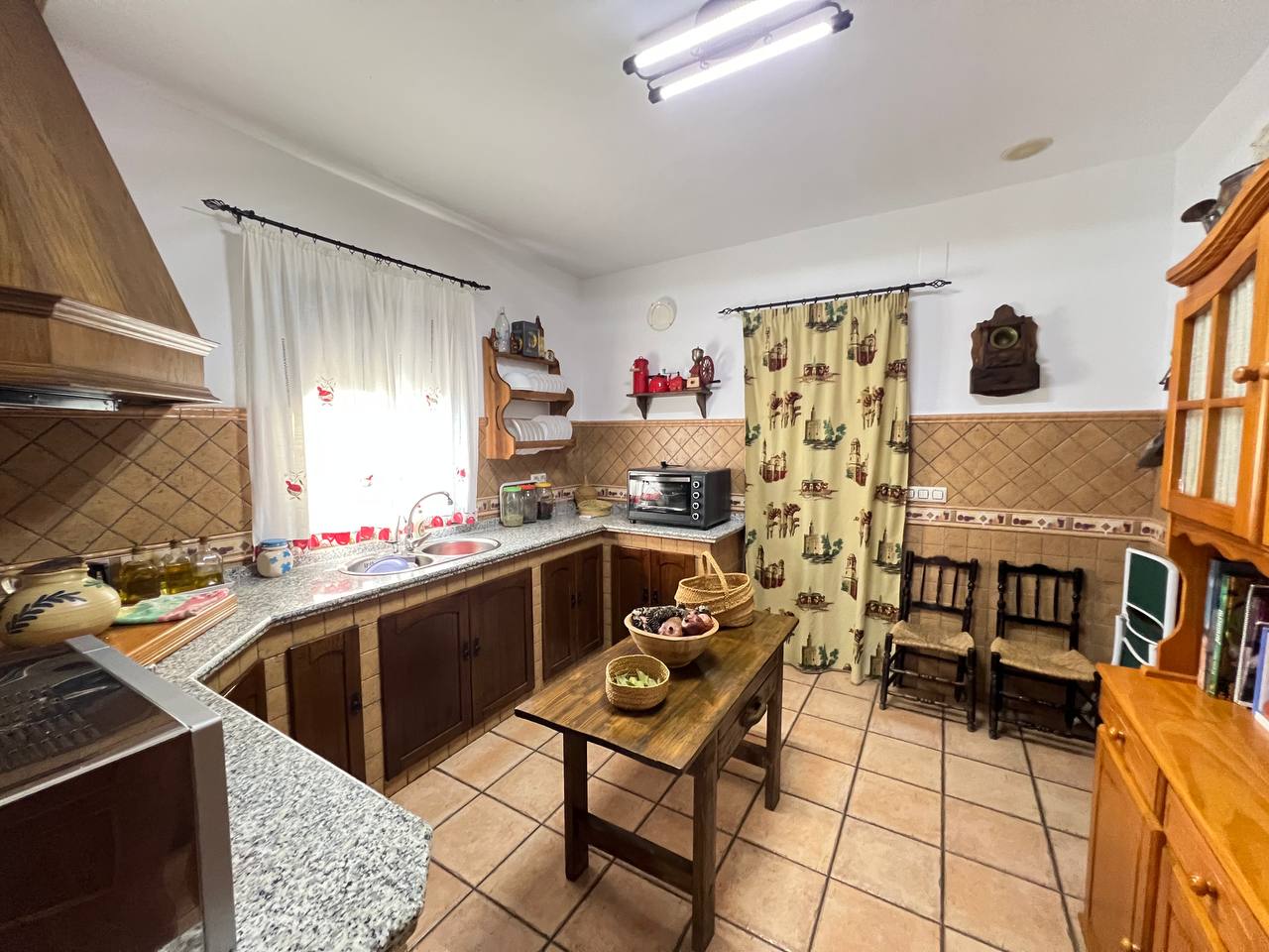 Country Property for sale in Andújar
