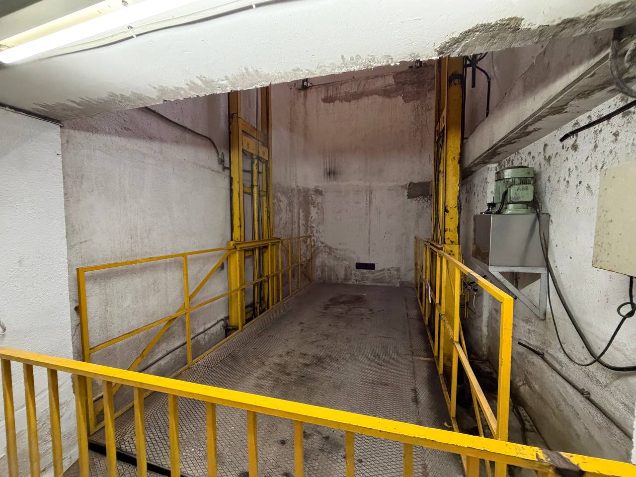 Garage en vente à Andújar