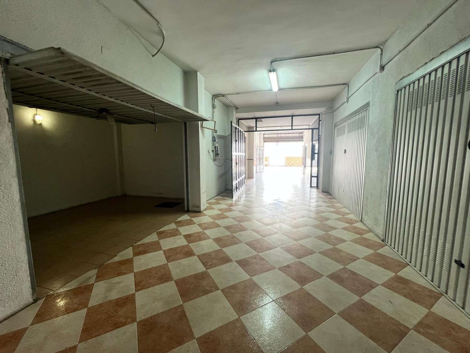 COCHERA EN VENTA ZONA SANTO